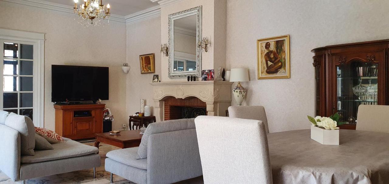 La Casa De Margarita Y Sisco, Villa Avec Piscine 卡尔卡松 外观 照片