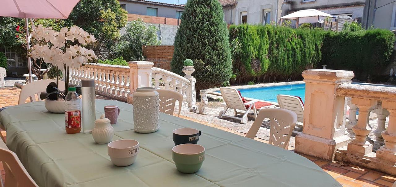La Casa De Margarita Y Sisco, Villa Avec Piscine 卡尔卡松 外观 照片