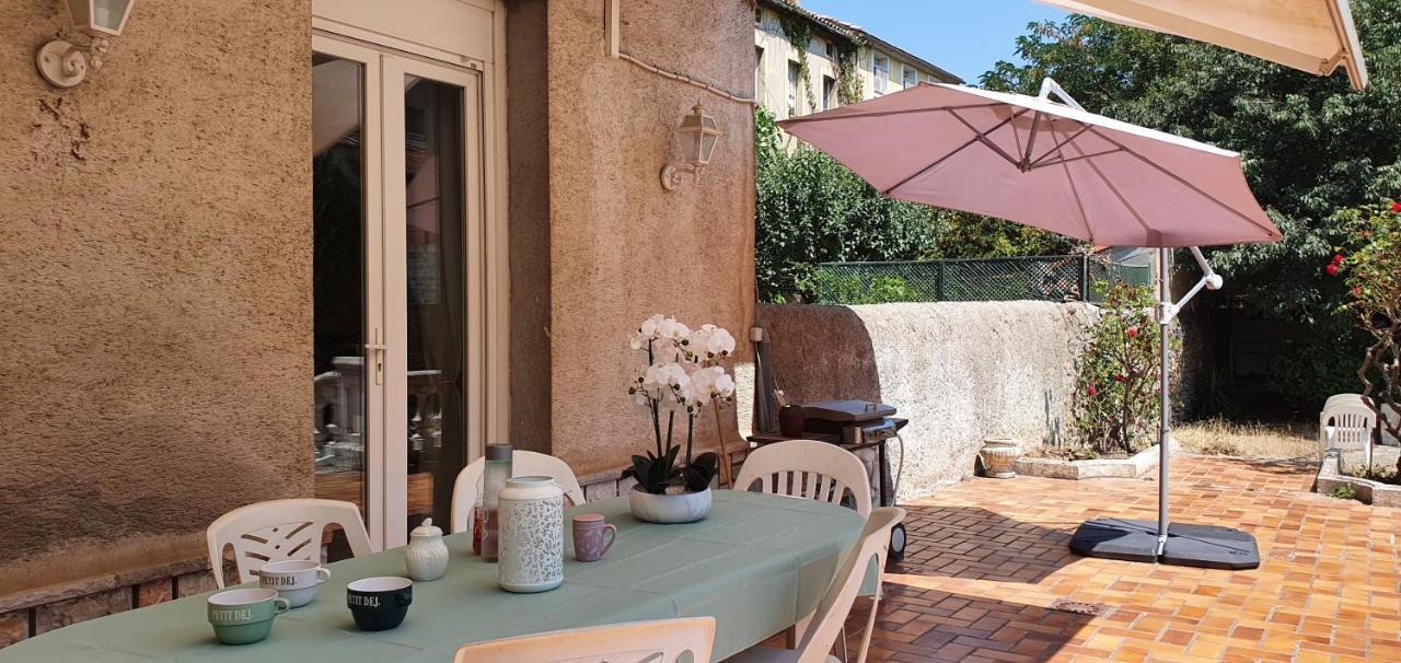 La Casa De Margarita Y Sisco, Villa Avec Piscine 卡尔卡松 外观 照片
